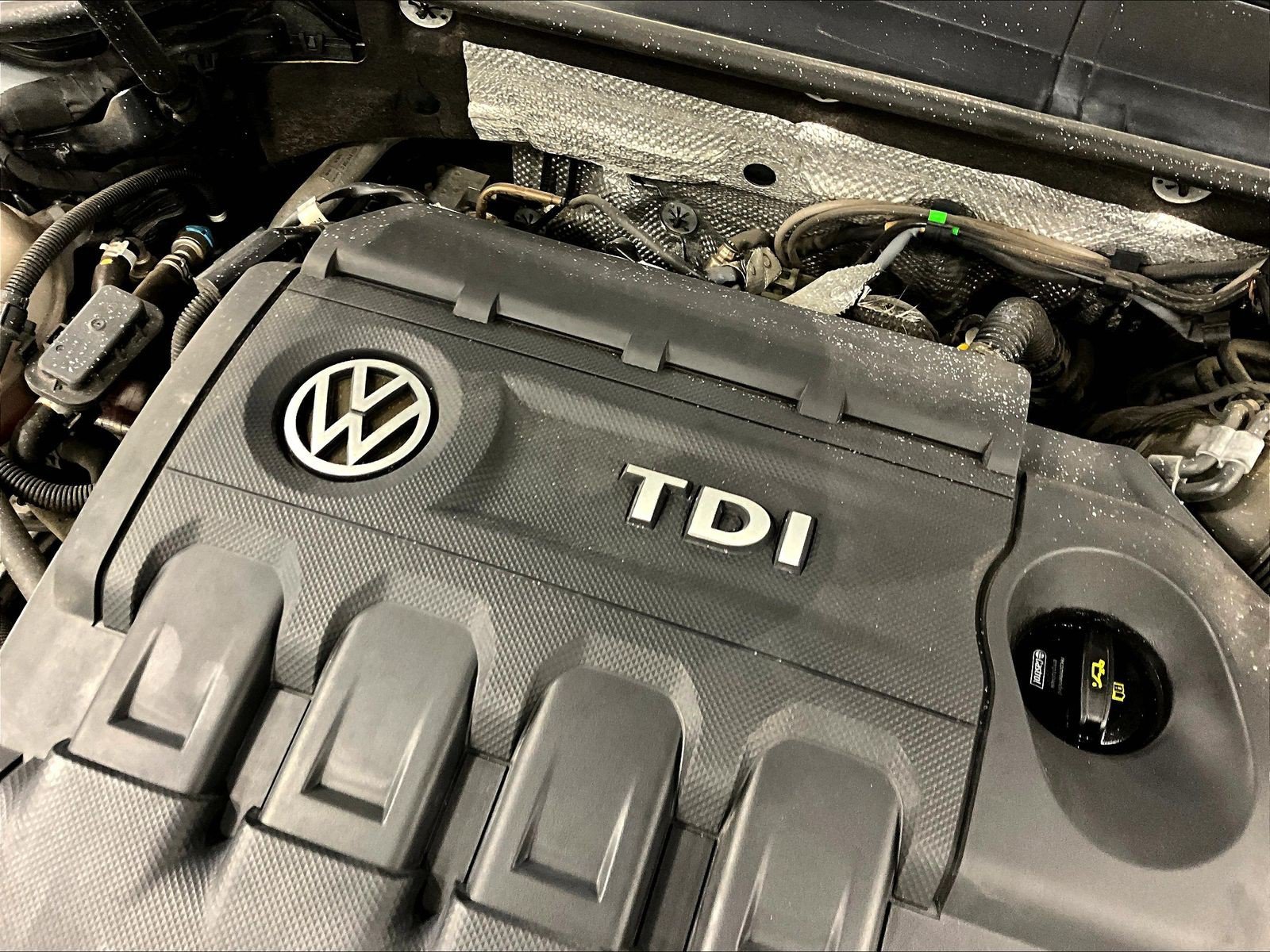 Used 2015 Volkswagen Golf TDI SEL w/ Lighting Package (SEL) FWD image 31