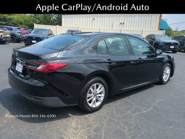 Used 2025 Toyota Camry LE FWD image 4