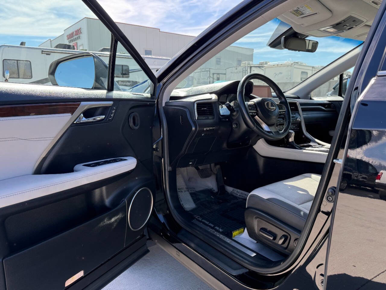 Used 2017 Lexus RX 350 Base AWD 4dr SUV w/ Premium Package image 14