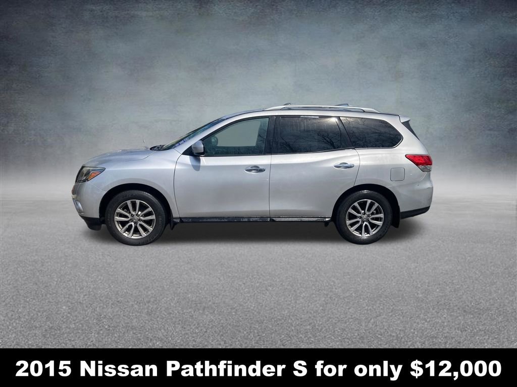 Used 2015 Nissan Pathfinder S image 2