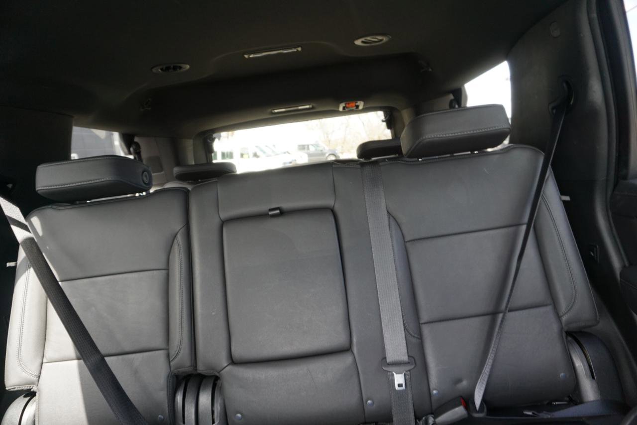 Used 2022 Chevrolet Tahoe Z71 w/ Z71 Off-Road Package AWD/4WD image 16