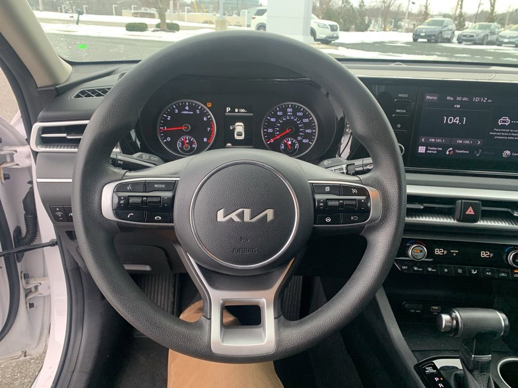 Used 2022 Kia K5 LXS image 21