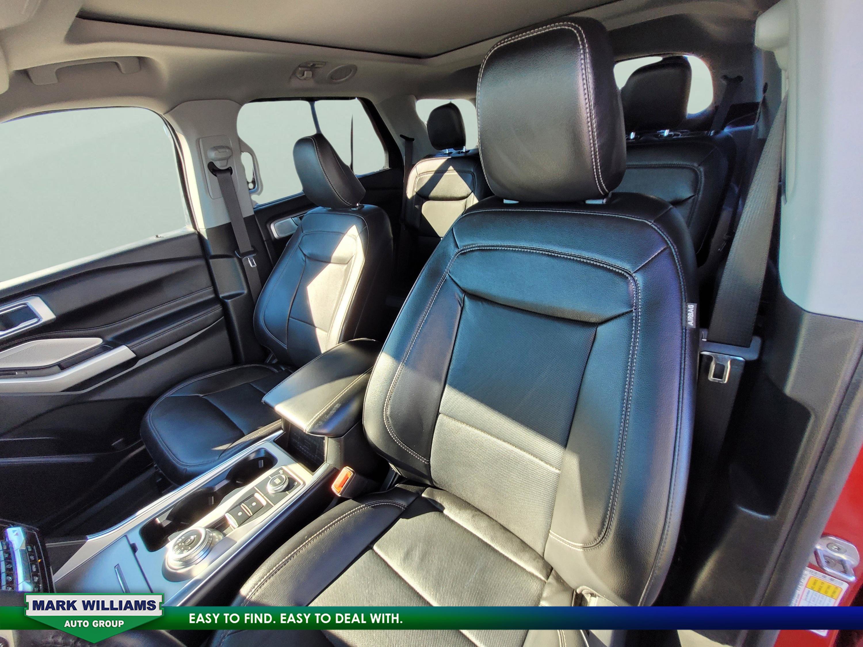 Used 2023 Ford Explorer Limited w/ Limited Technology Package image 34