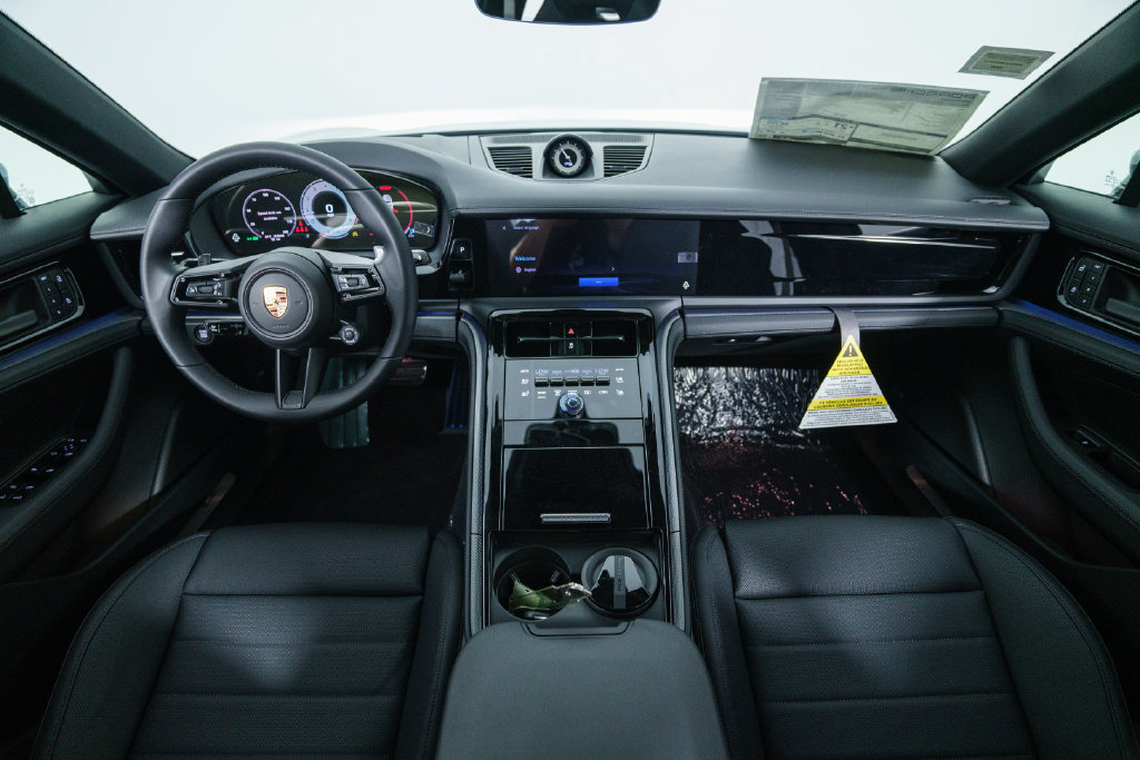 New 2026 Porsche Panamera 4 AWD/4WD image 17