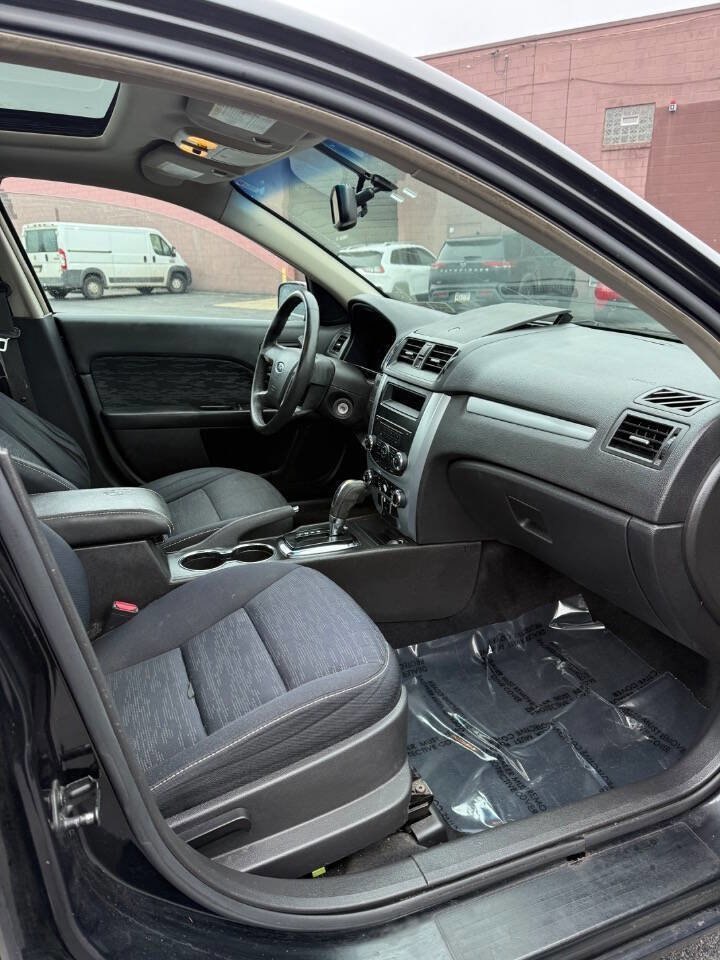 Used 2010 Ford Fusion SE image 11