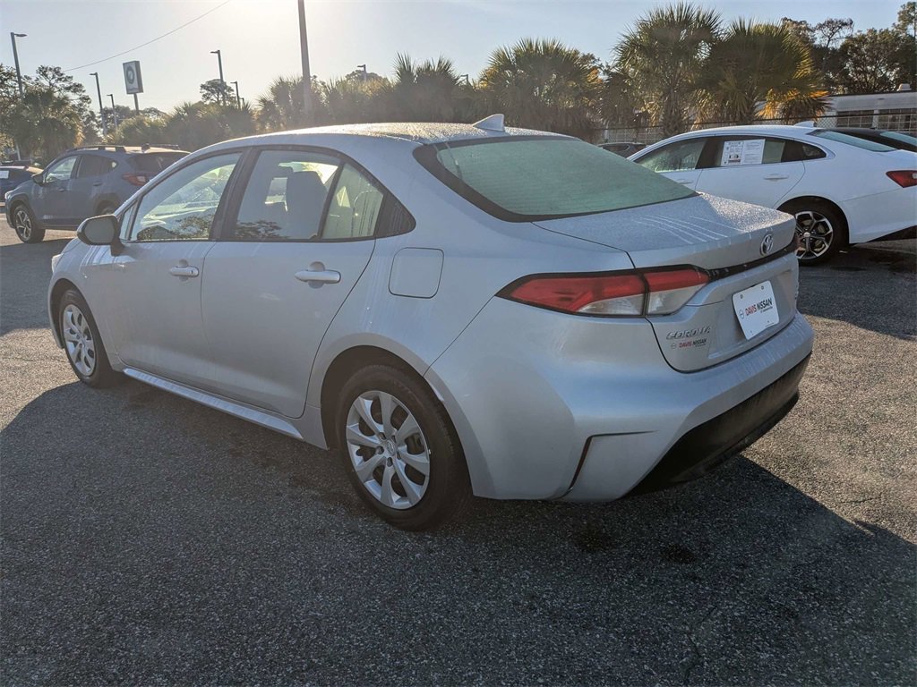 Used 2025 Toyota Corolla LE image 6
