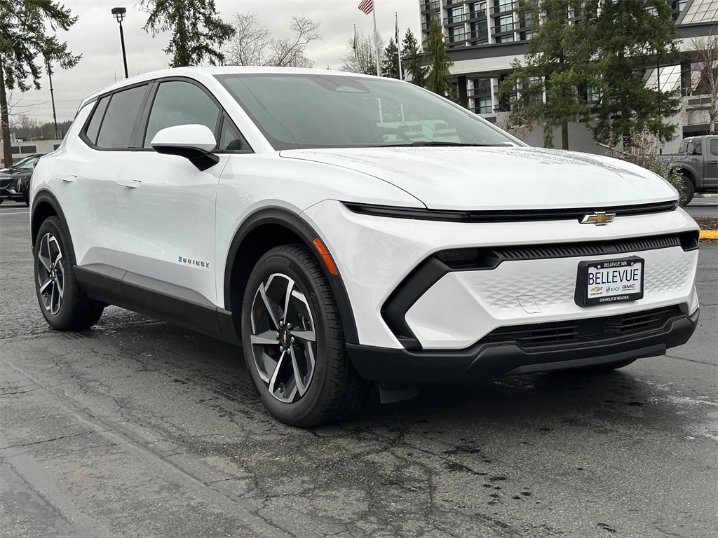 New 2026 Chevrolet Equinox EV LT image 7