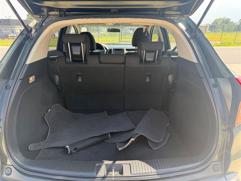 Used 2018 Honda HR-V LX image 5
