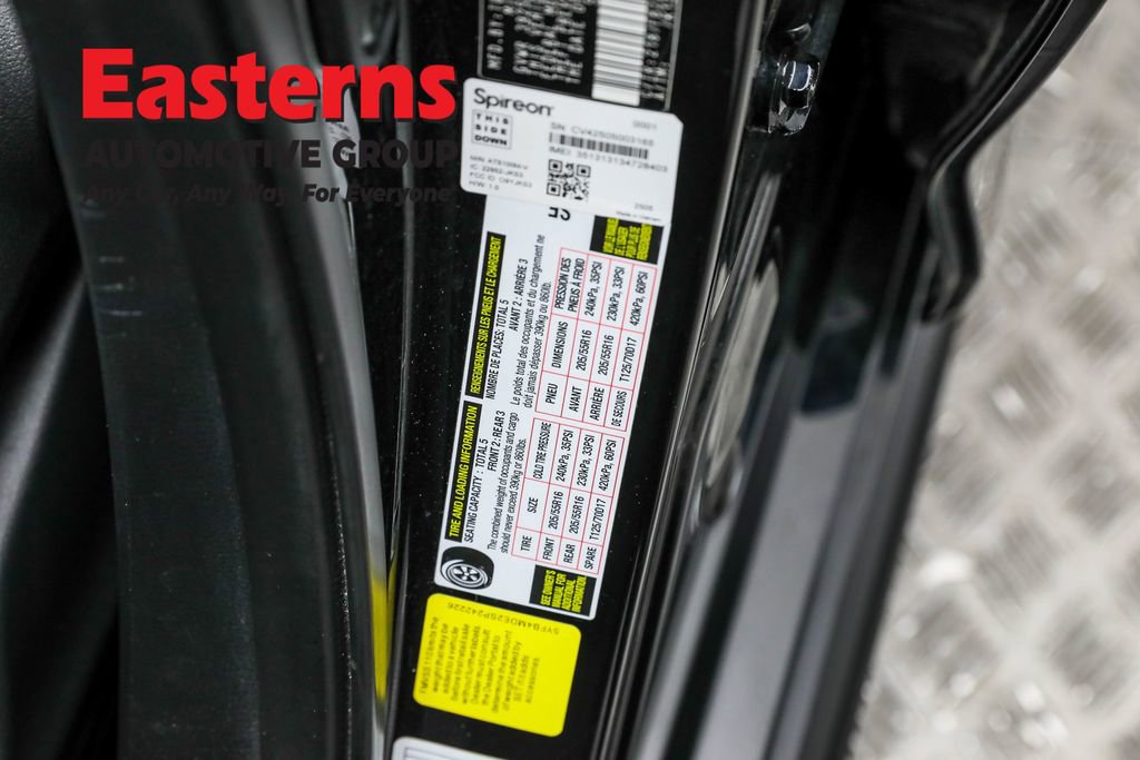 Used 2025 Toyota Corolla LE image 34