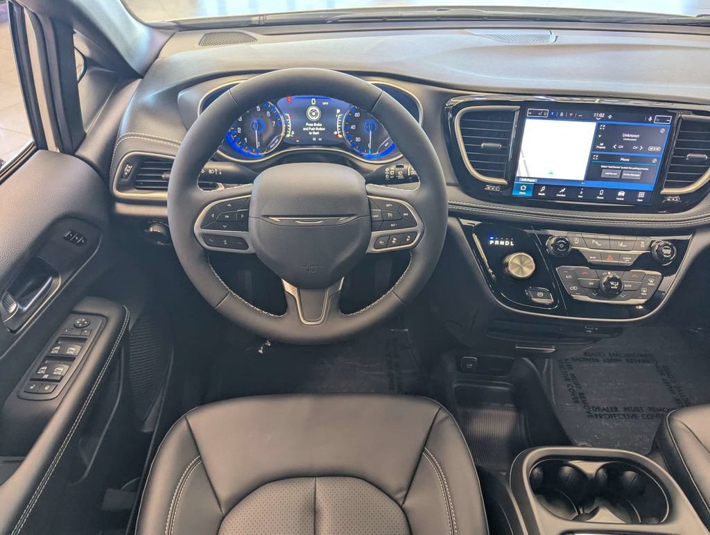 New 2027 Chrysler Pacifica Select w/ Family Tech Group FWD image 14