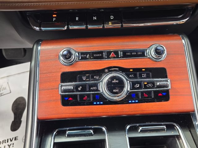 Used 2021 Lincoln Aviator Reserve w/ Equipment Group 201A RWD image 21