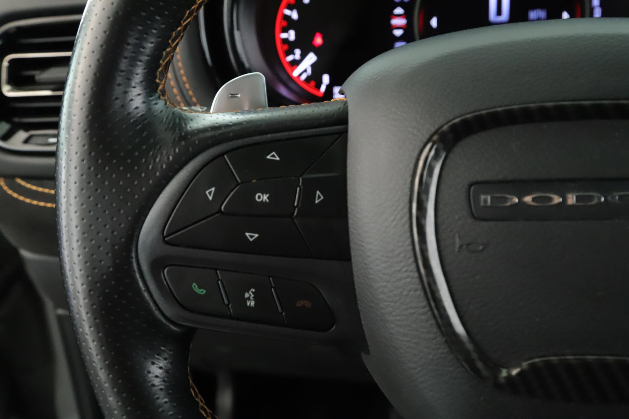 Used 2022 Dodge Durango R/T w/ Hemi Orange Plus Package image 12