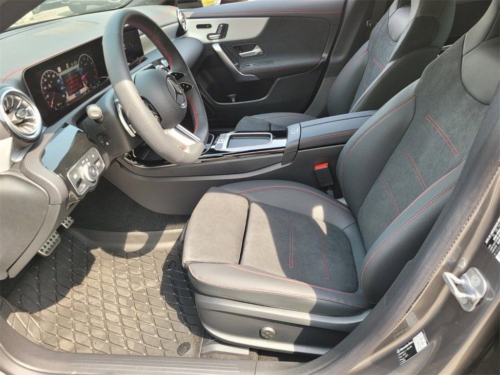 New 2026 Mercedes-Benz CLA 250 image 9