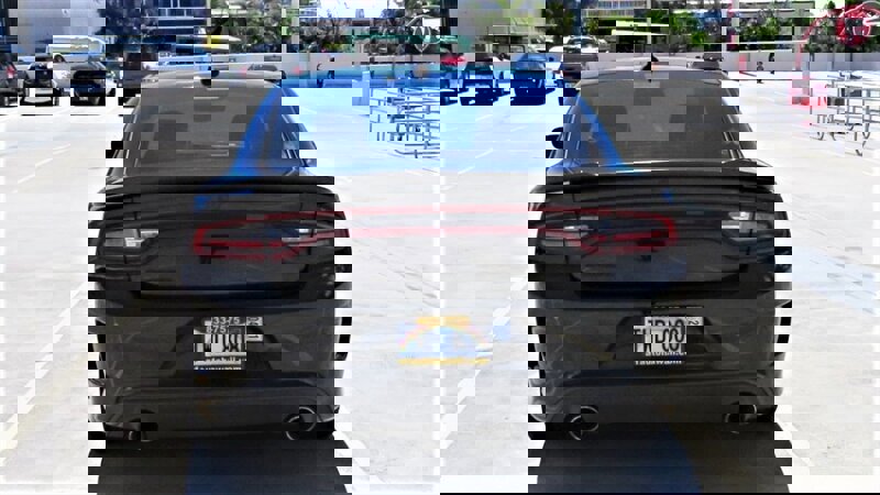 Used 2019 Dodge Charger R/T w/ Plus Group RWD image 7