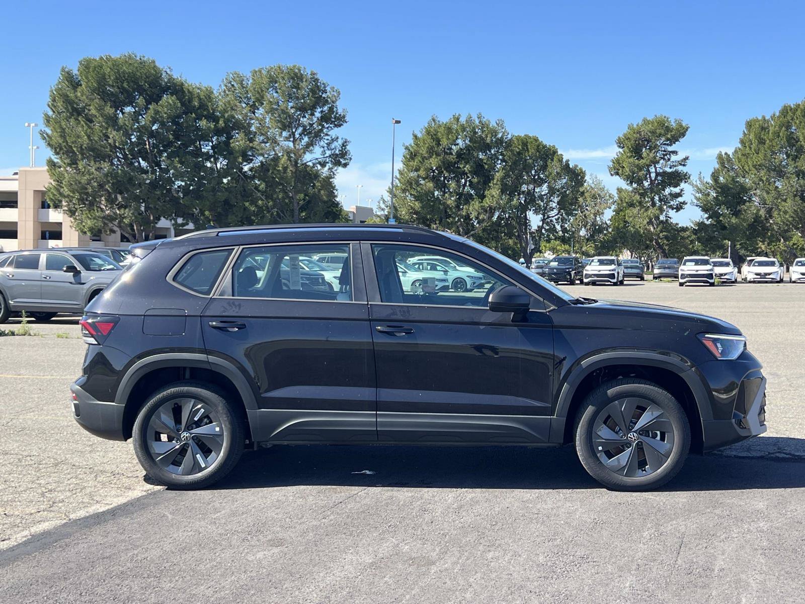 New 2026 Volkswagen Taos S FWD image 7