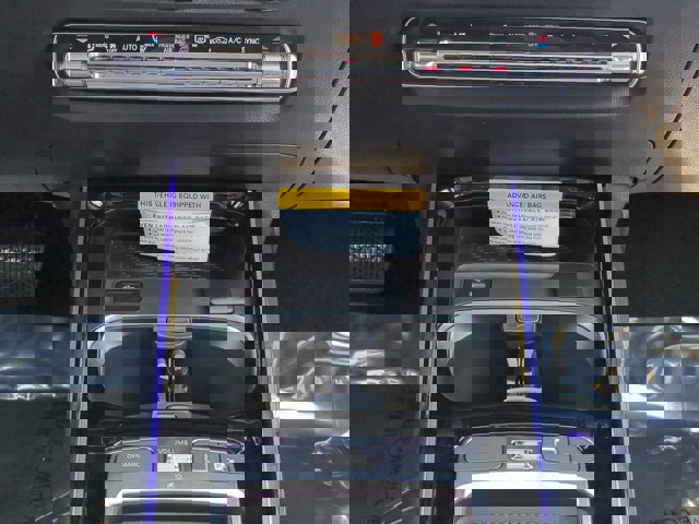 Used 2026 Mercedes-Benz GLB 250 4MATIC image 19