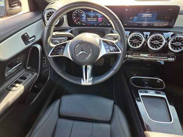 Used 2025 Mercedes-Benz CLA 250 image 13
