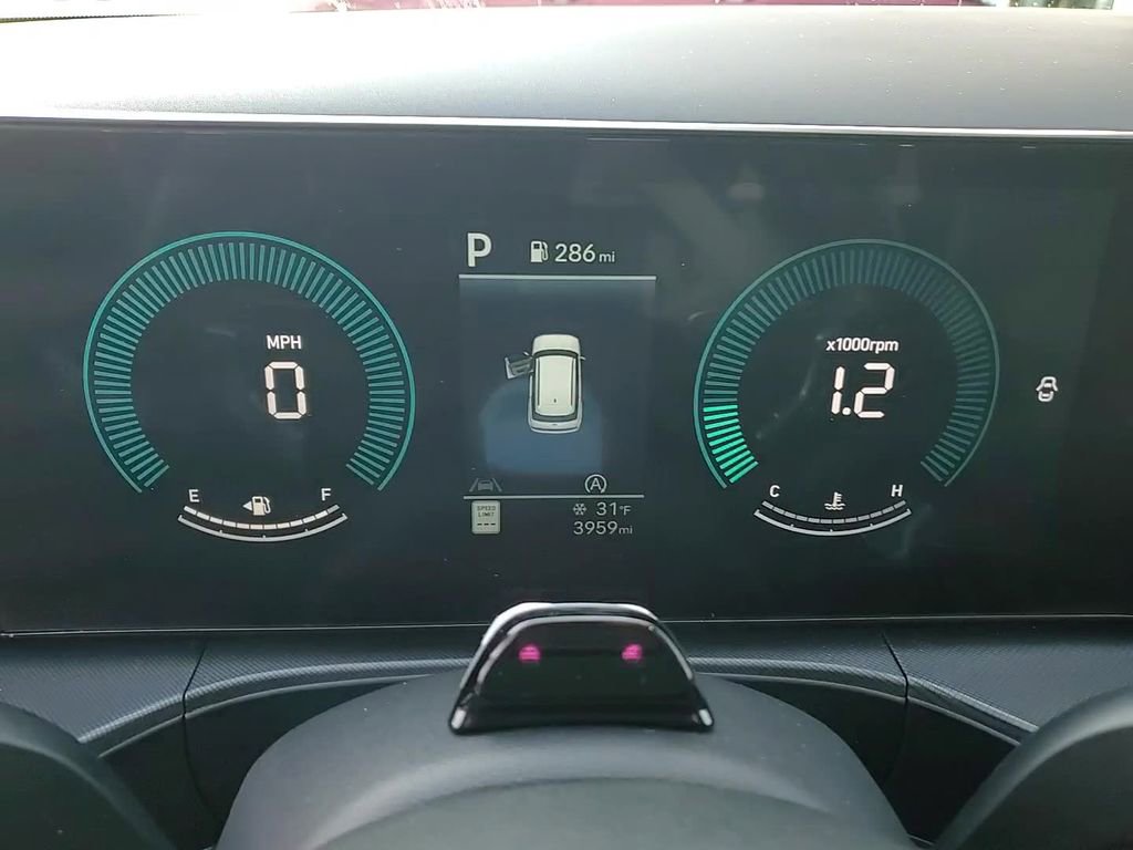 Used 2025 Hyundai Santa Fe XRT image 18