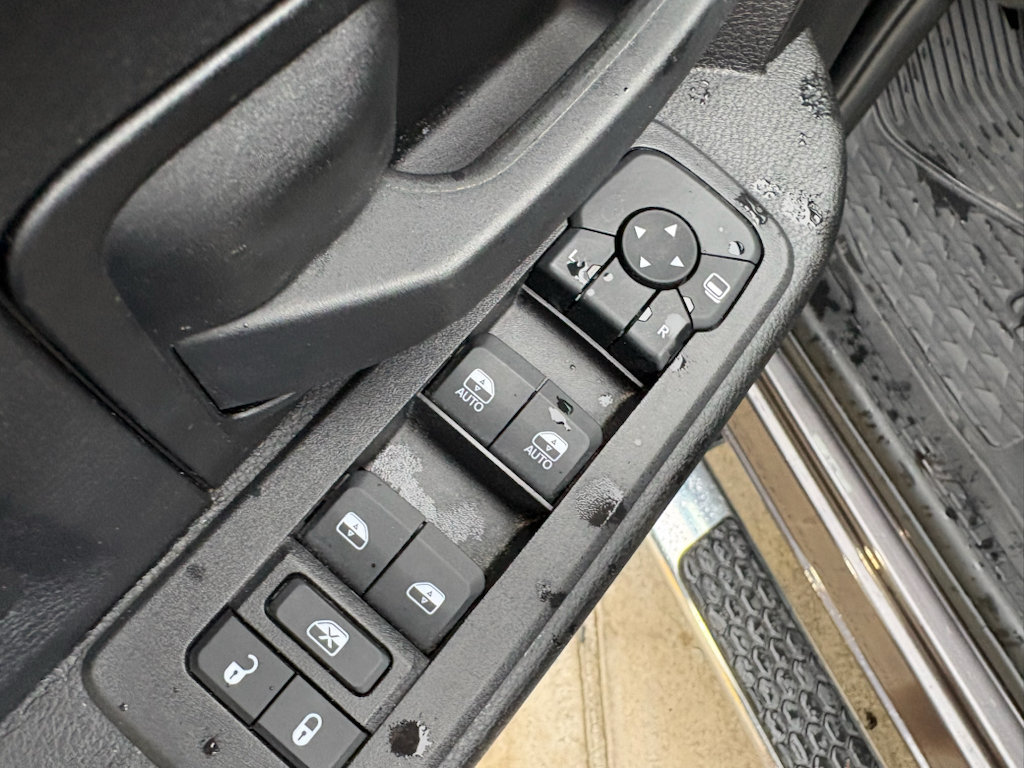 Used 2025 RAM 2500 Tradesman AWD/4WD image 11