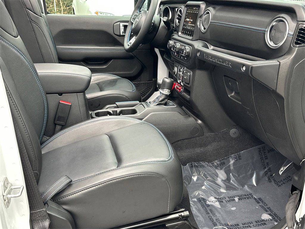 Used 2023 Jeep Wrangler Unlimited Rubicon 4xe w/ Steel Bumper Group image 10