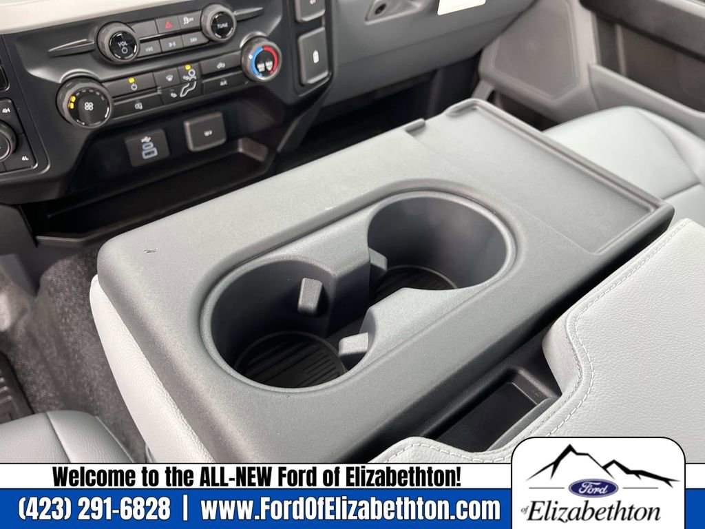 New 2026 Ford F250 4x4 Regular Cab Super Duty image 23
