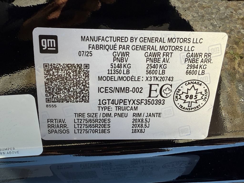 Used 2025 GMC Sierra 2500 AT4 w/ AT4 Premium Plus Package AWD/4WD image 33