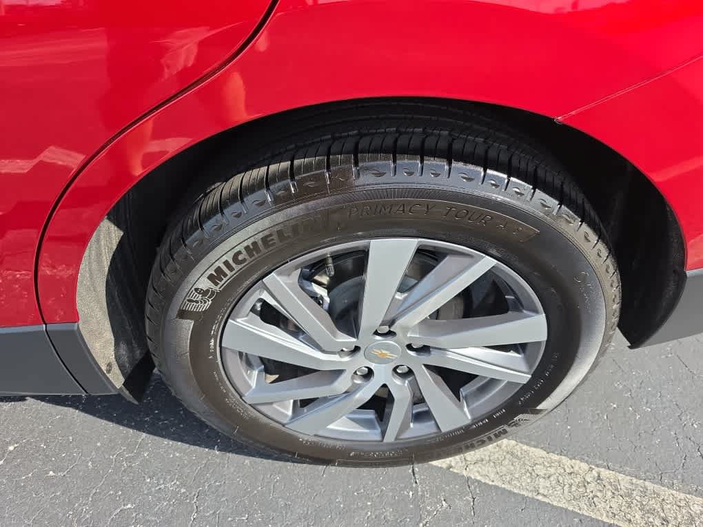 Used 2024 Chevrolet Equinox Premier FWD image 15