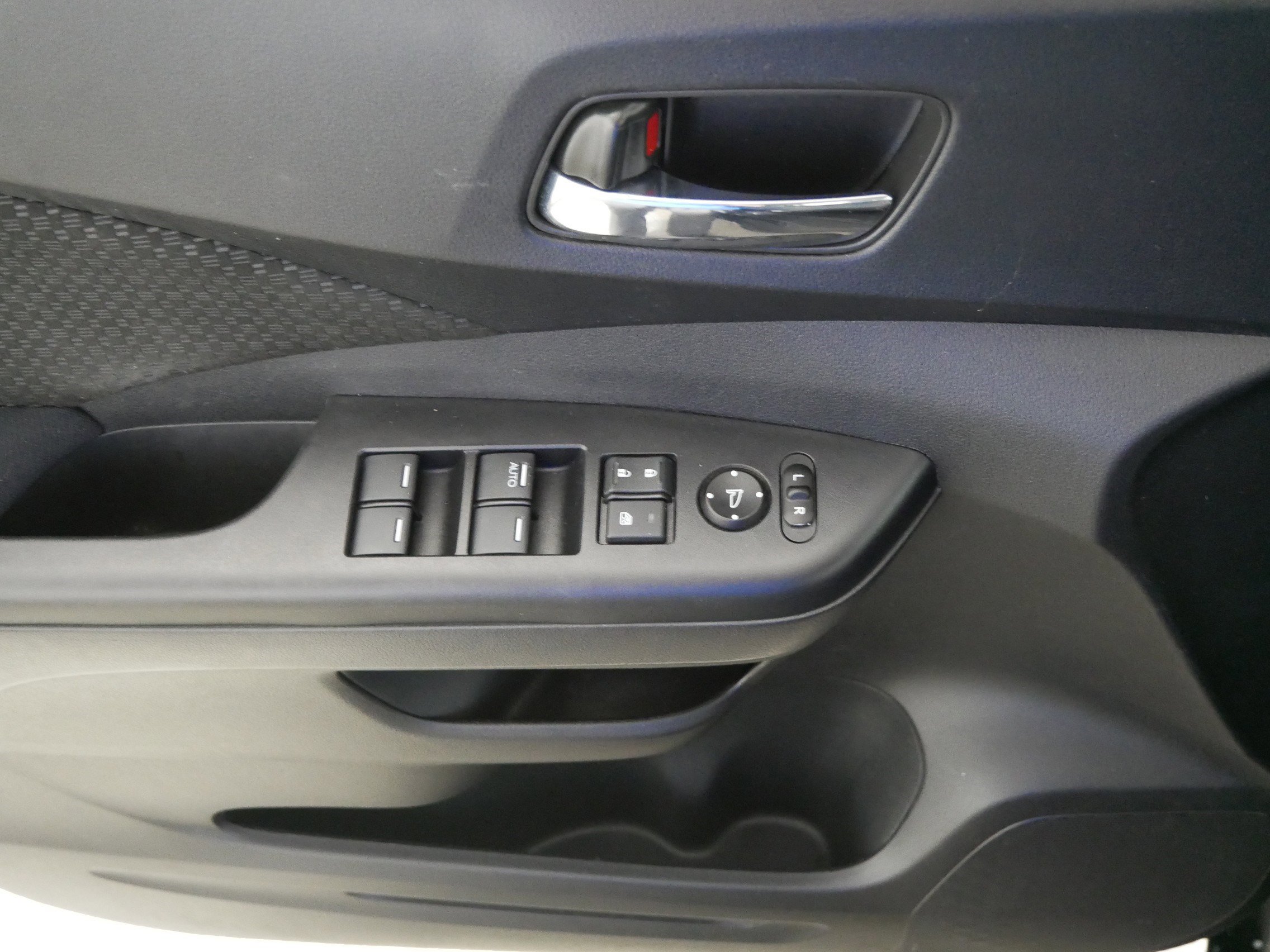 Used 2016 Honda CR-V EX image 19