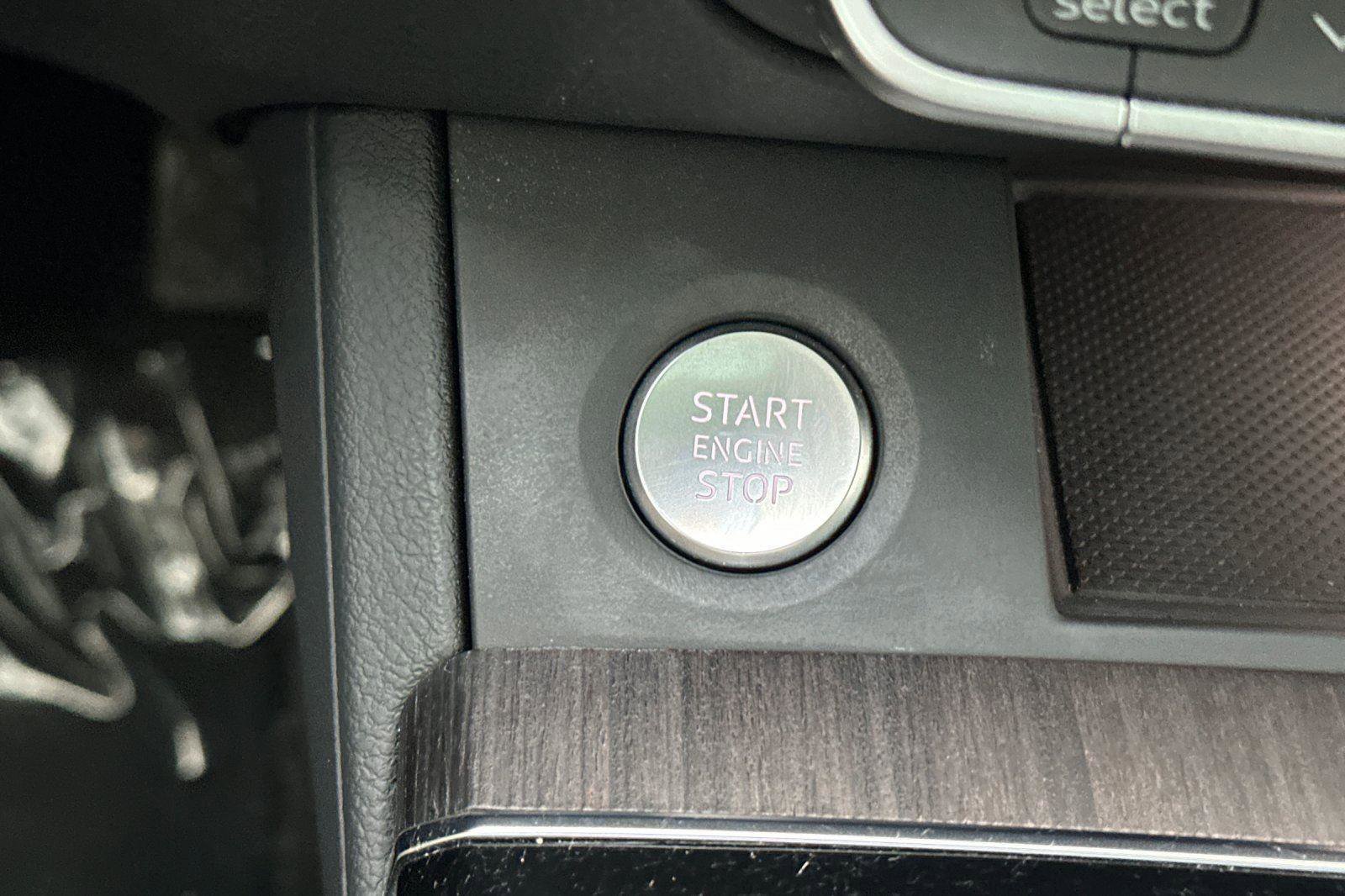 Used 2024 Audi Q5 e Premium image 22