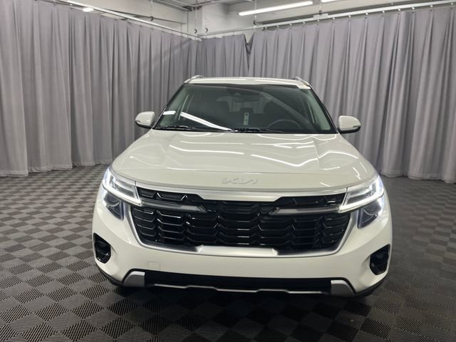 Certified 2024 Kia Seltos S image 3