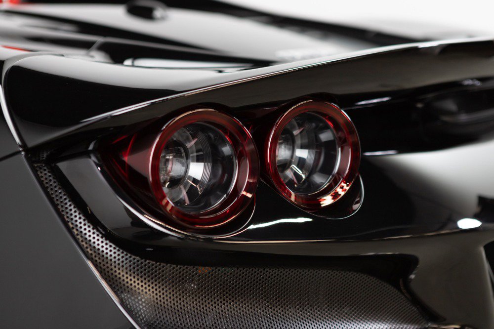 Certified 2021 Ferrari F8 Tributo image 42