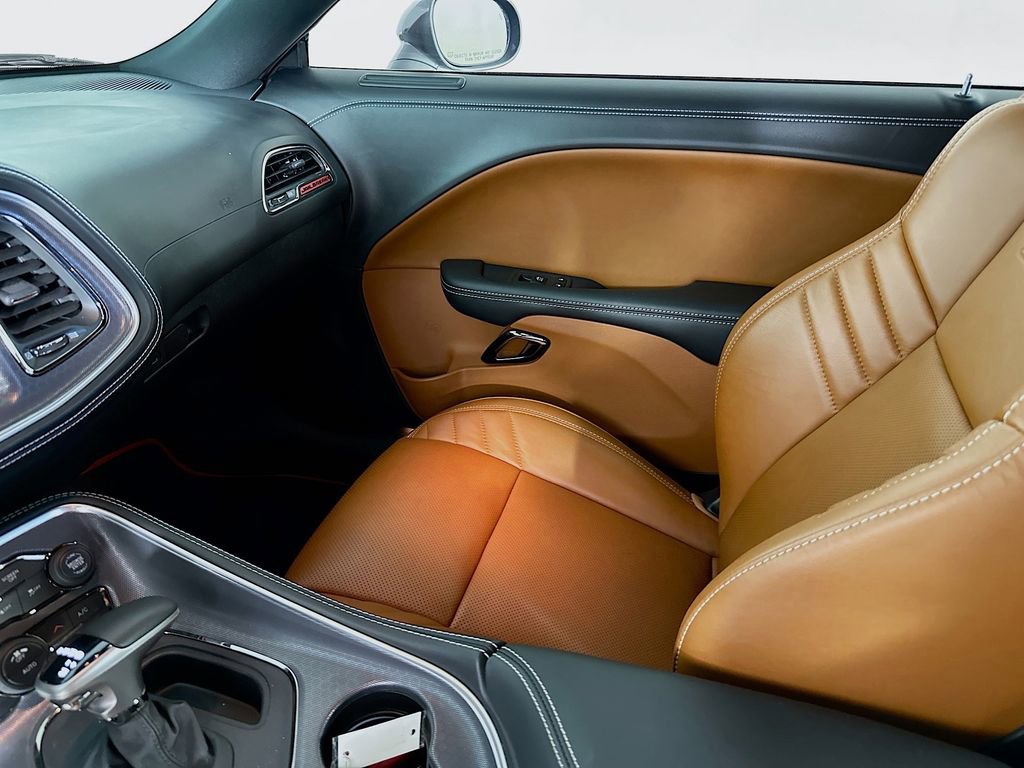 Used 2023 Dodge Challenger SRT Hellcat RWD image 30