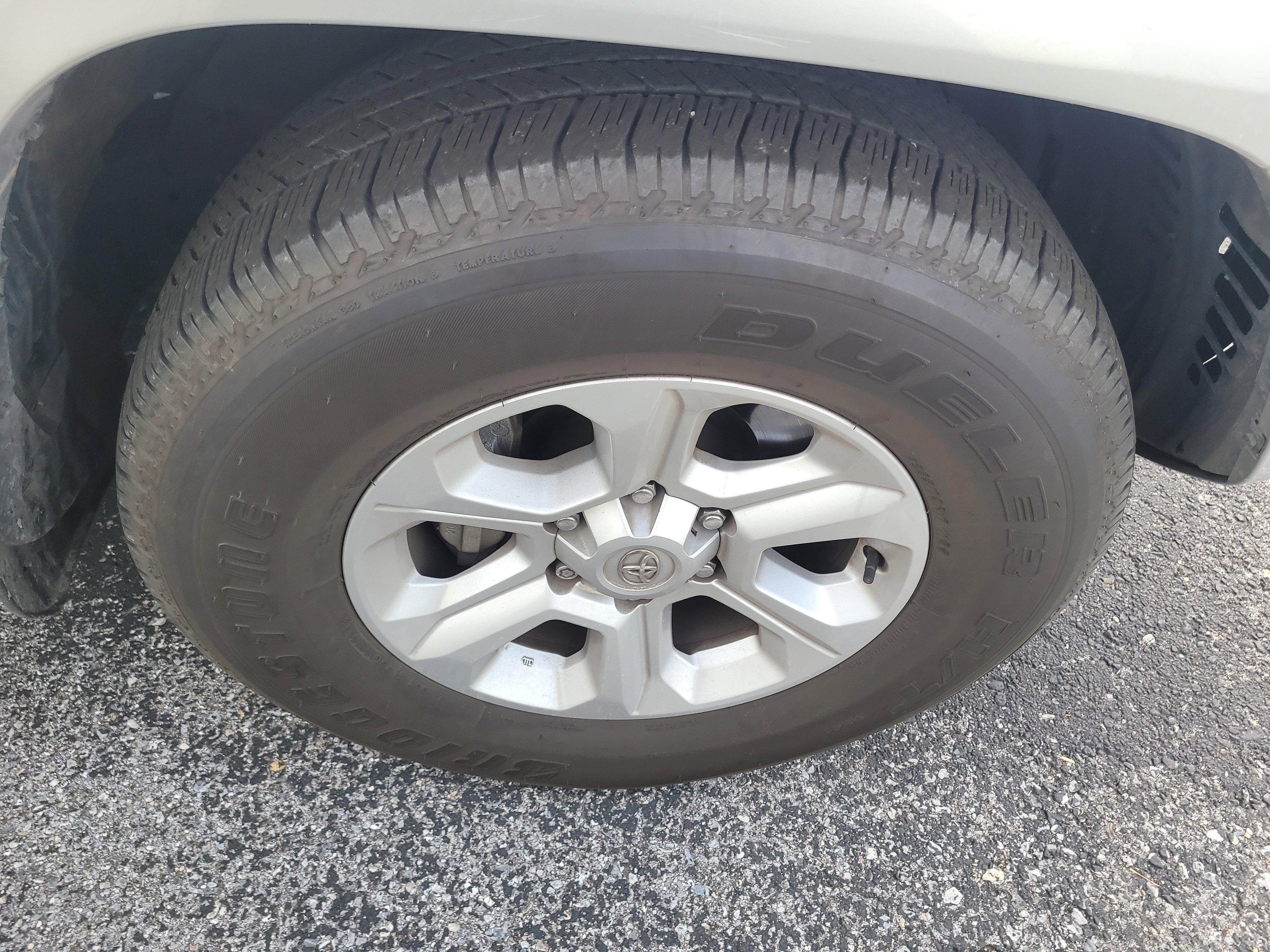 Used 2022 Toyota 4Runner SR5 Premium image 9