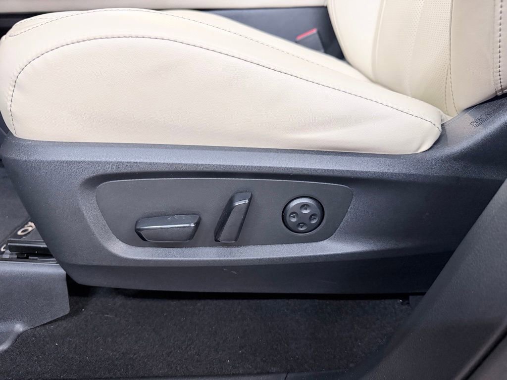 Certified 2023 INFINITI QX60 Luxe w/ Cargo Package FWD image 11