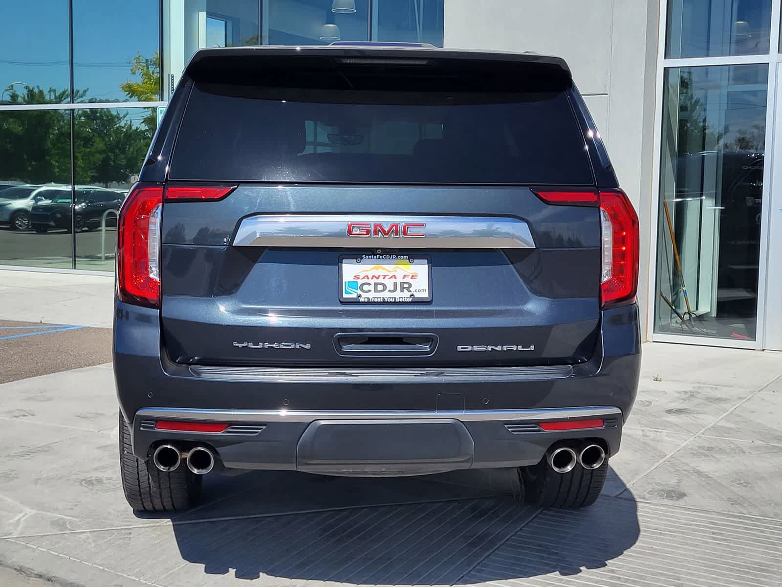 Used 2022 GMC Yukon Denali w/ Denali Premium Package AWD/4WD image 6