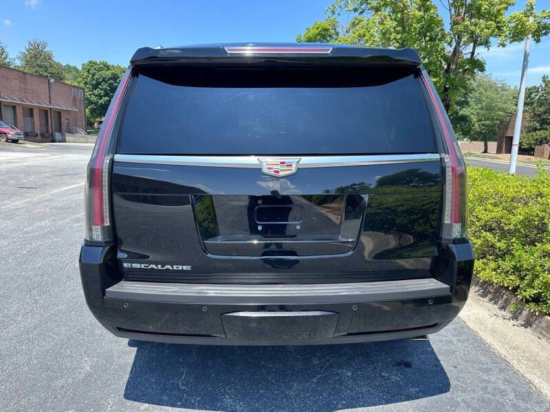 Used 2016 Cadillac Escalade Premium image 4