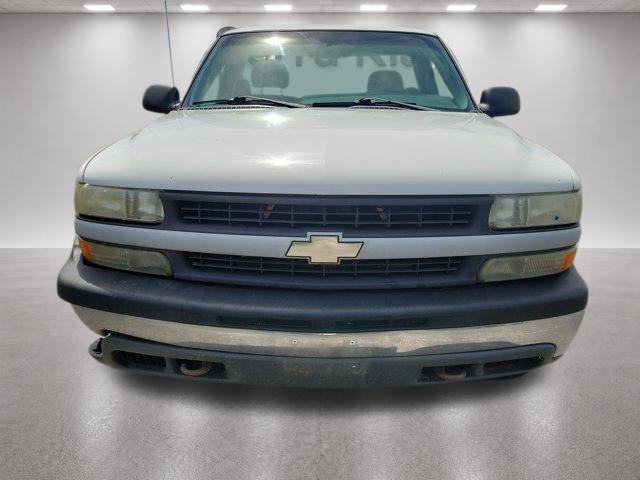 Used 2001 Chevrolet Silverado 1500 4x4 Regular Cab w/ Firm Ride Suspension Pkg image 9