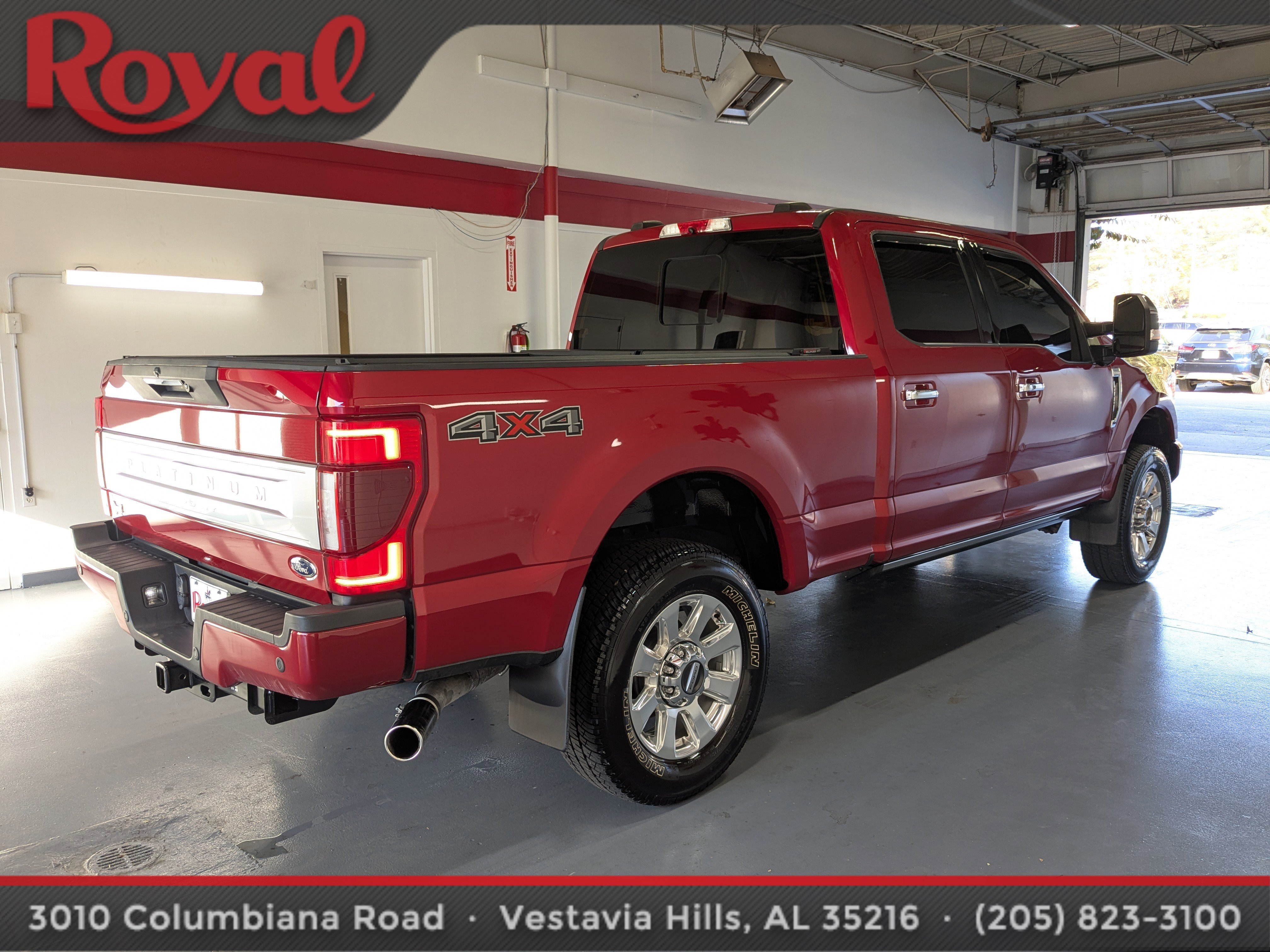 Used 2022 Ford F250 Platinum image 4