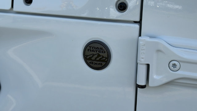 Used 2024 Jeep Wrangler Unlimited Sport AWD/4WD image 12