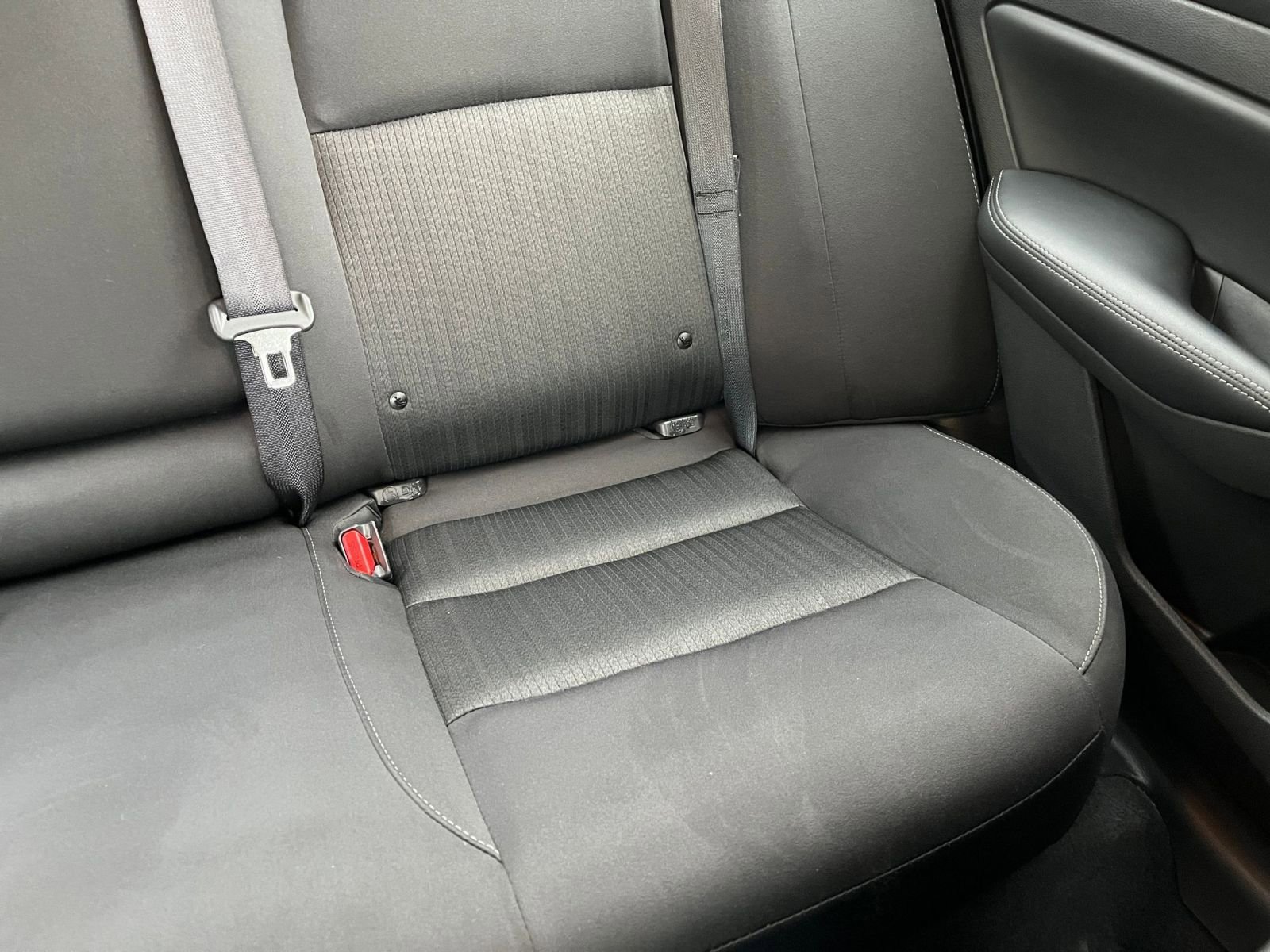 Used 2025 Nissan Altima 2.5 SV image 37