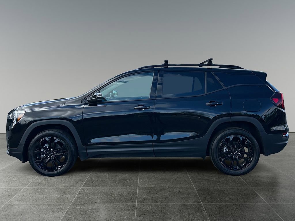 Used 2022 GMC Terrain SLT w/ Infotainment Package II image 4