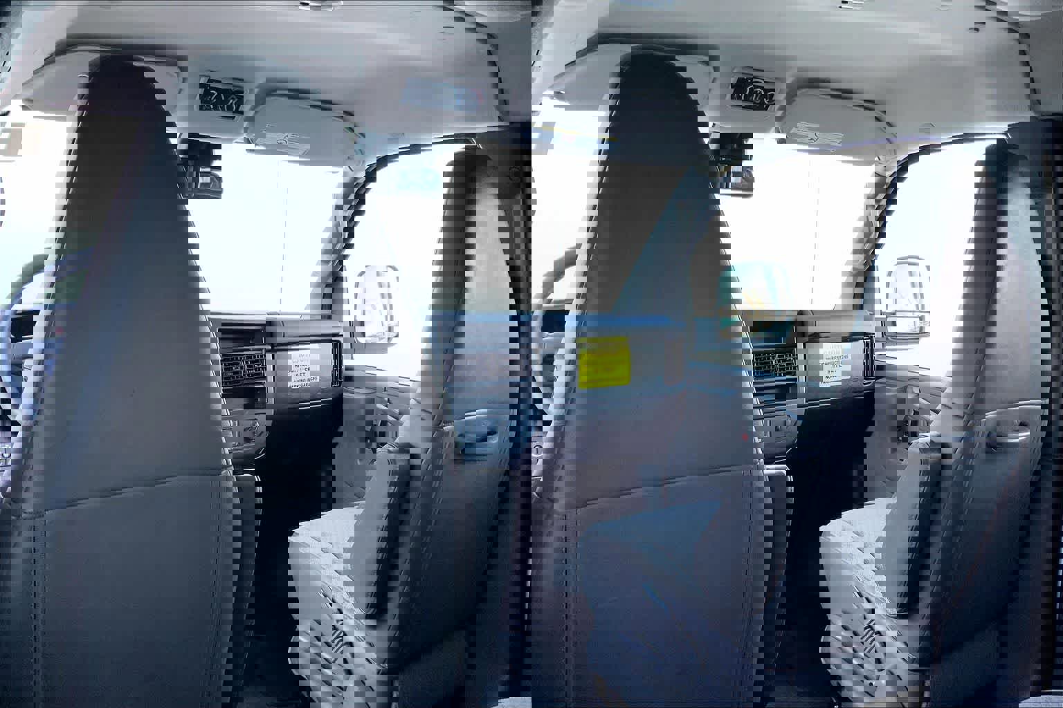 Used 2020 Chevrolet Express 3500 LT w/ LT Preferred Equipment Group image 13