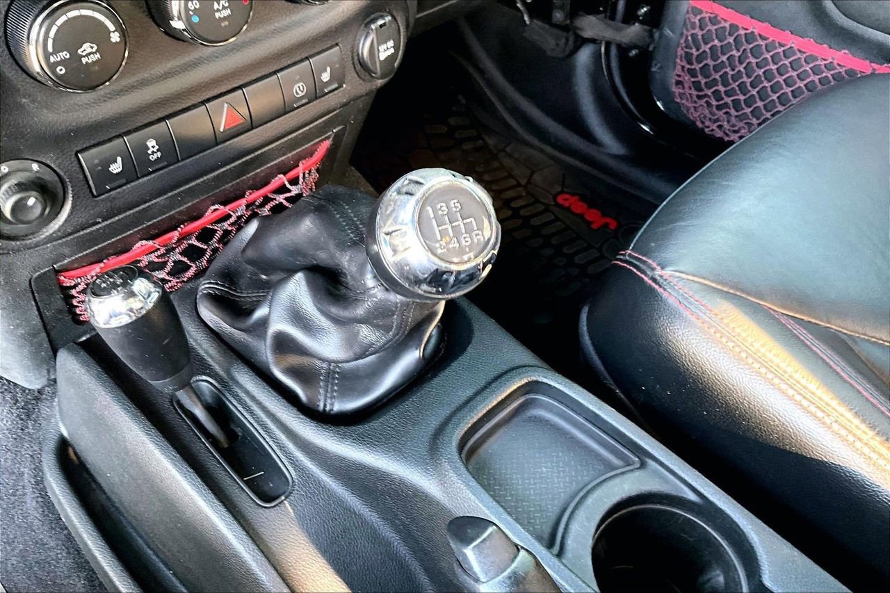Certified 2017 Jeep Wrangler Rubicon image 27