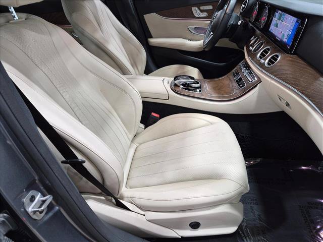 Used 2019 Mercedes-Benz E 300 4MATIC image 22