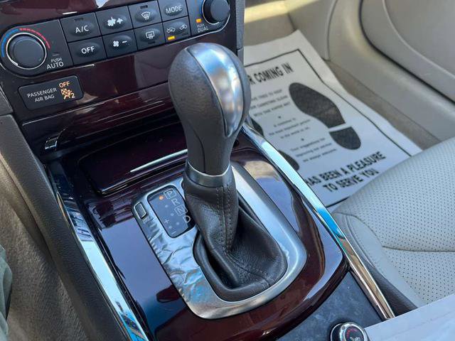 Used 2011 INFINITI G37 Journey w/ Premium Pkg image 23