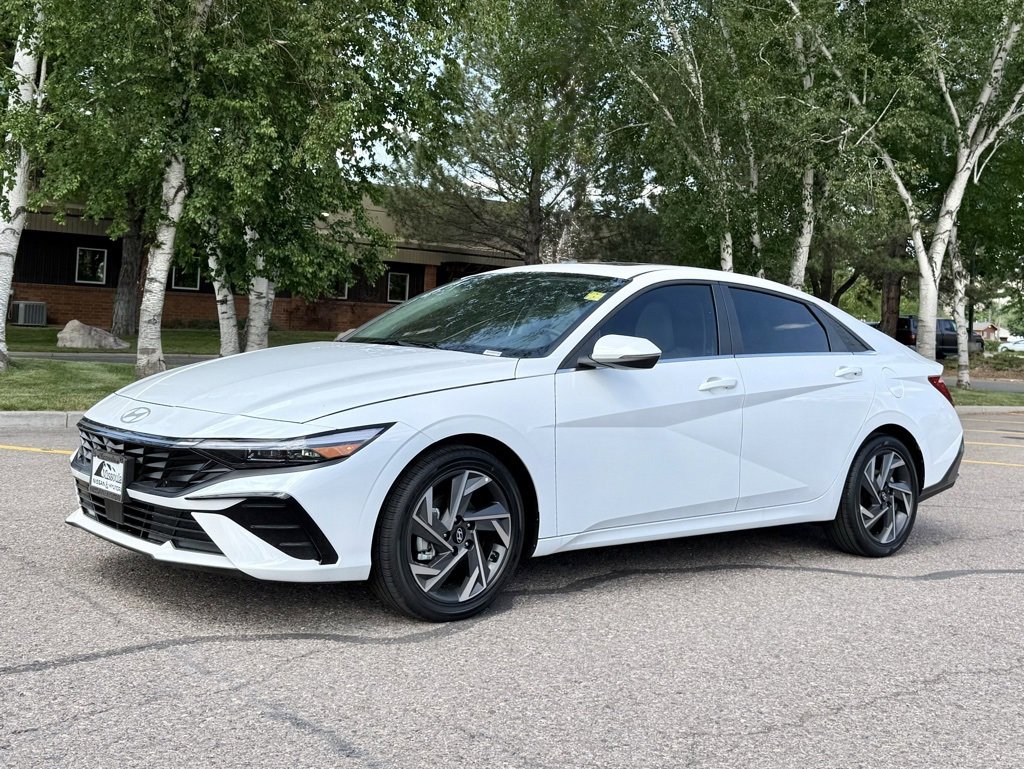 New 2025 Hyundai Elantra Limited