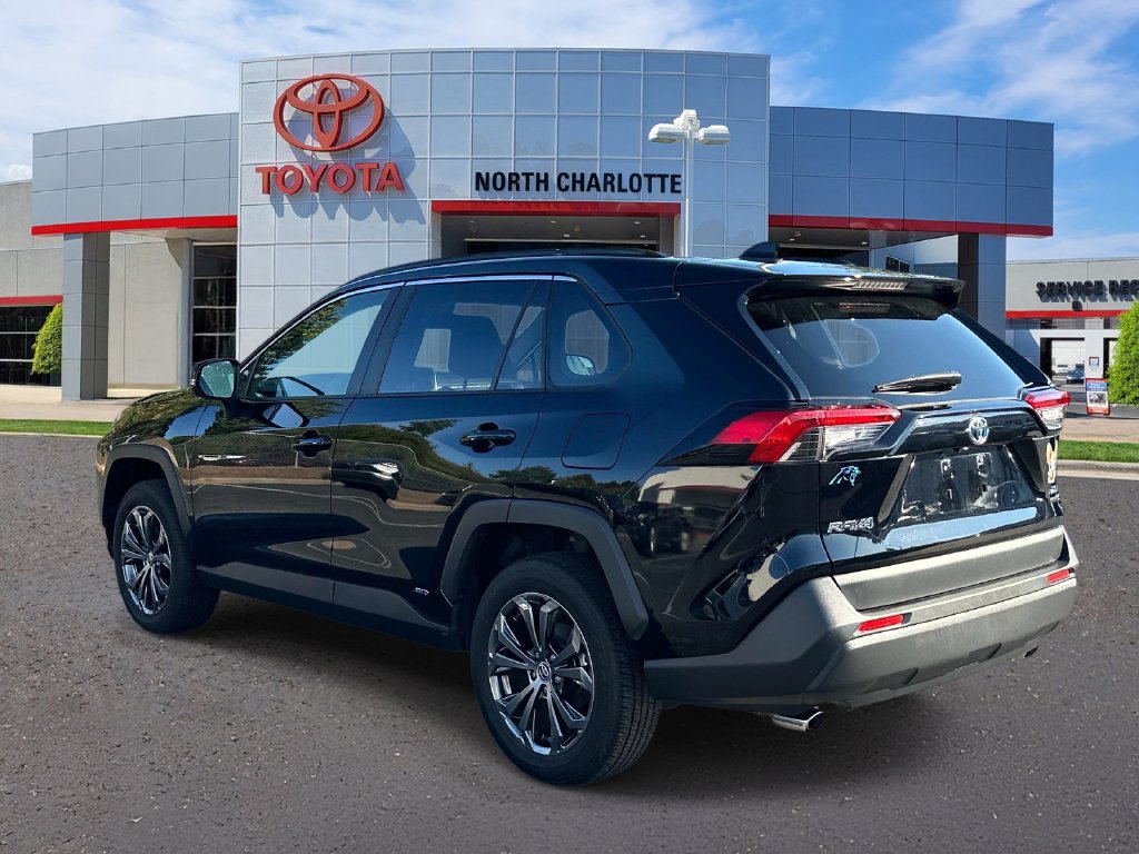 Used 2024 Toyota RAV4 XLE Premium w/ Weather Package AWD/4WD image 6