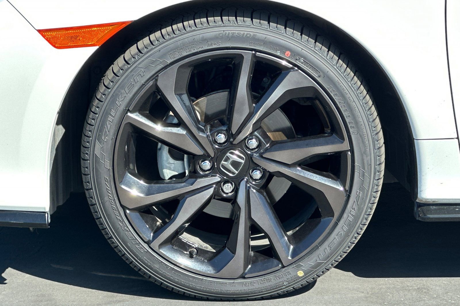 Used 2018 Honda Civic Sport Touring image 28