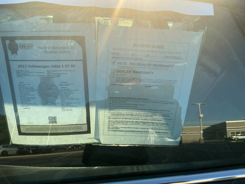 Certified 2022 Volkswagen Jetta SE image 37