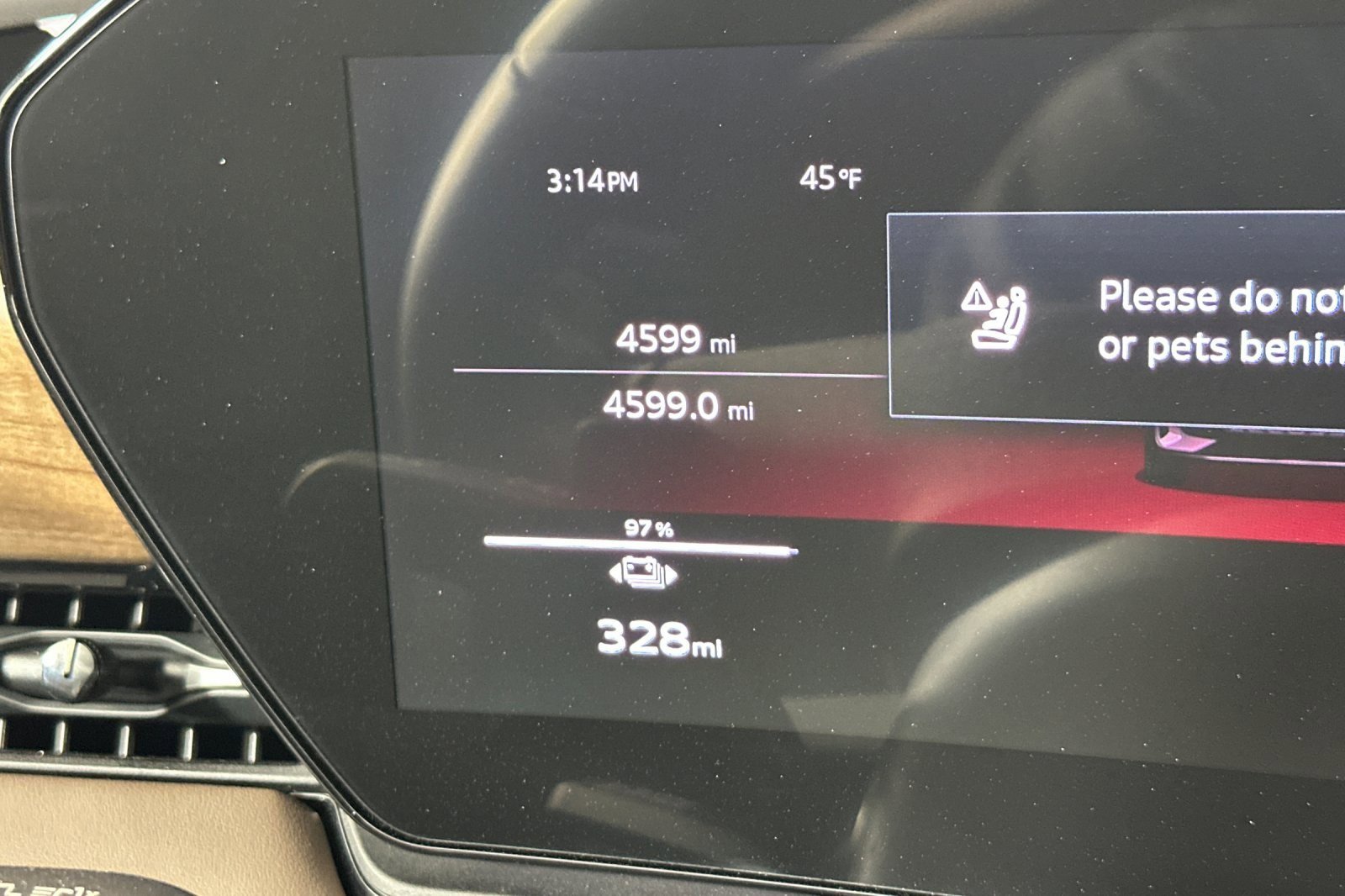 Certified 2025 Audi A6 e-tron Premium Plus w/ Premium Plus RWD image 22